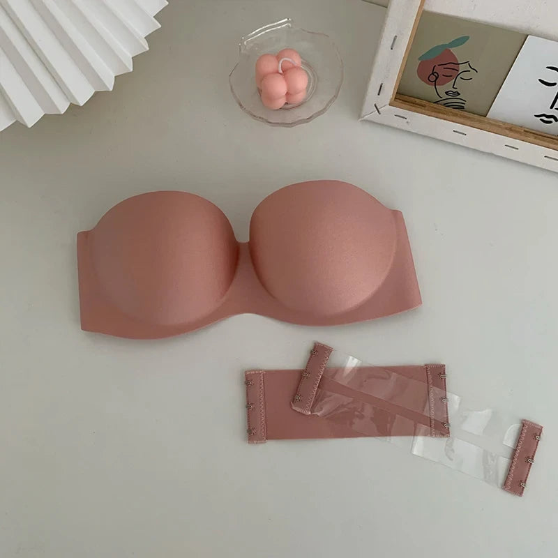 Seamless Strapless Push Up Bra